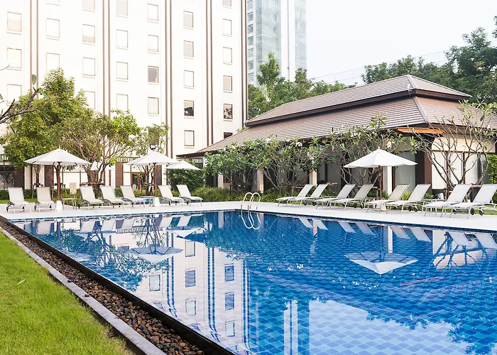 Ibis Riverside 3*