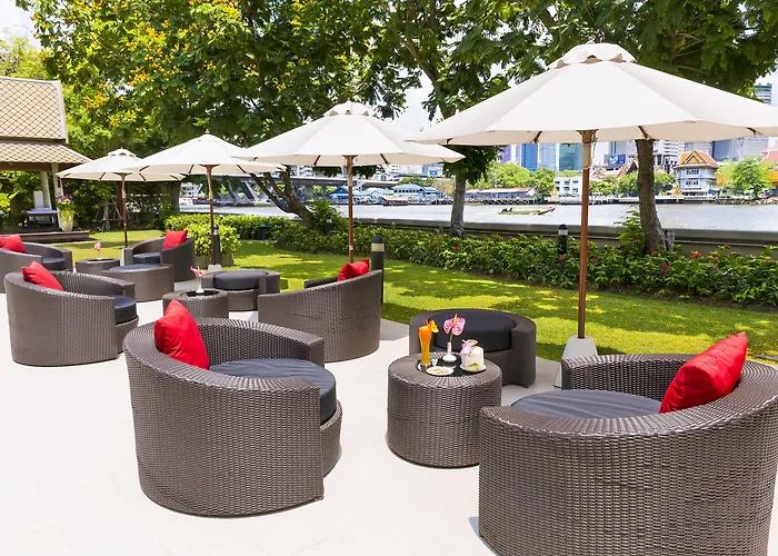 Hotel Ibis Riverside 3*
