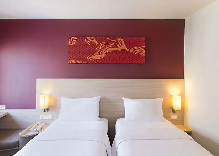 Ibis Riverside 3*