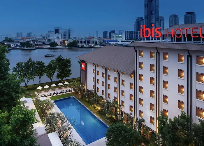 Ibis Riverside 3*