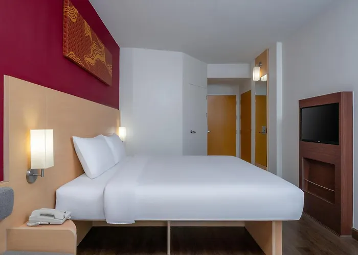 Ibis Riverside Hotel