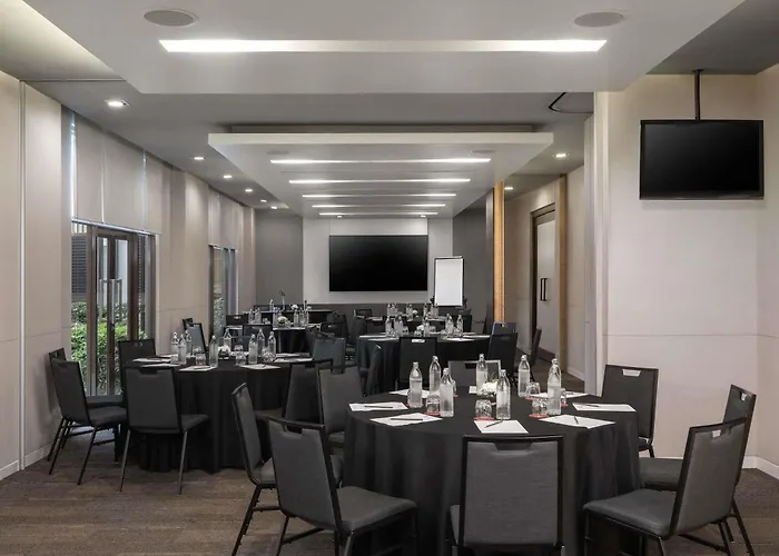 Hotel Ibis Riverside