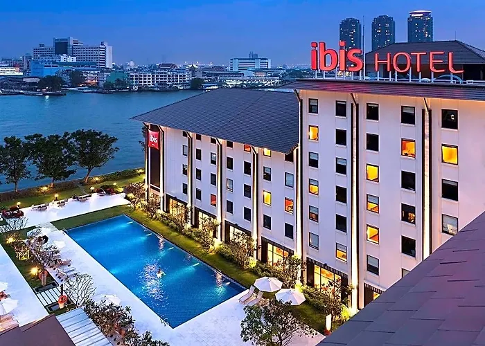 Ibis Riverside Hotel 3*